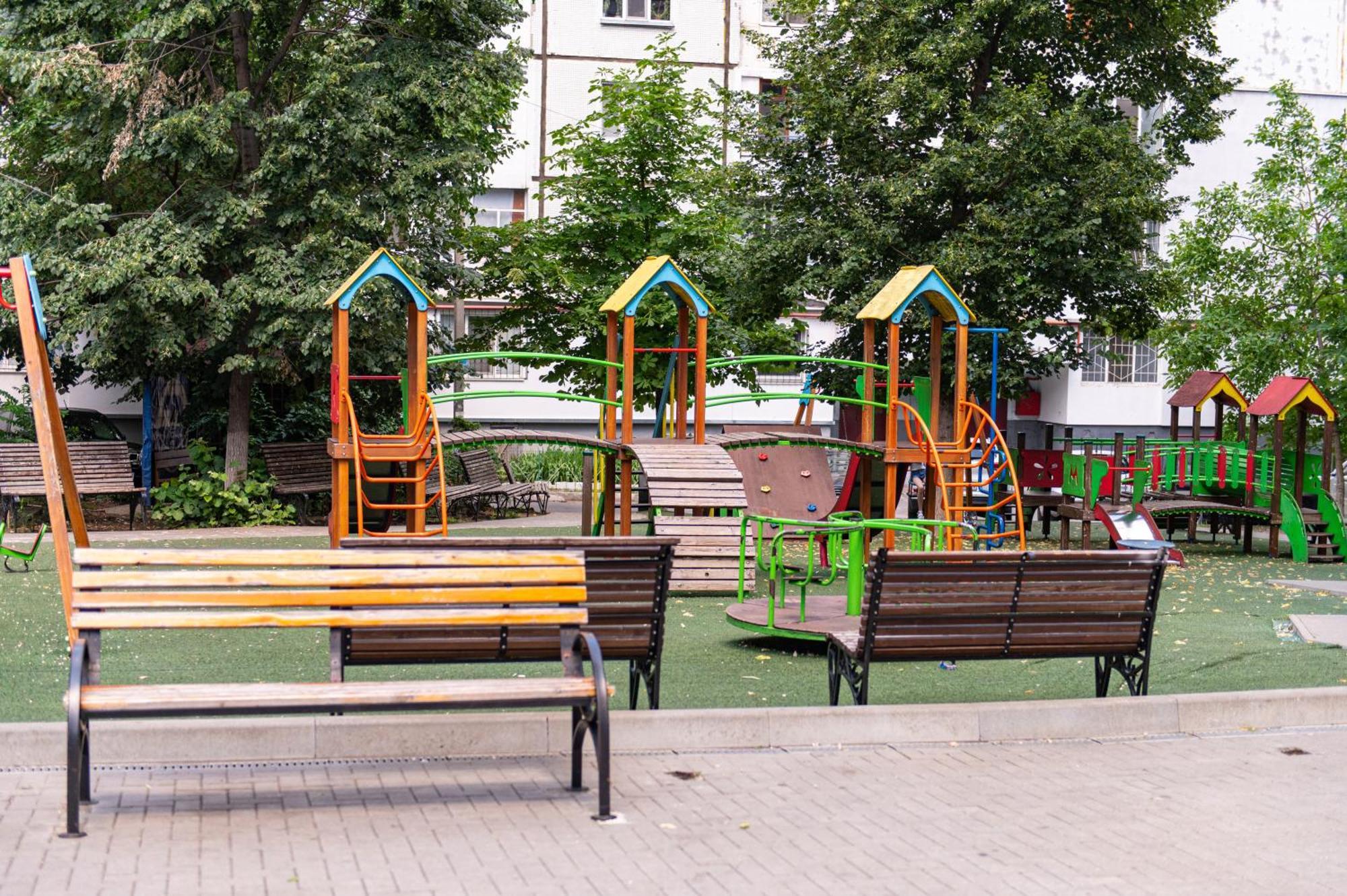 Sky House Exclusive Apartments Кишинів Екстер'єр фото