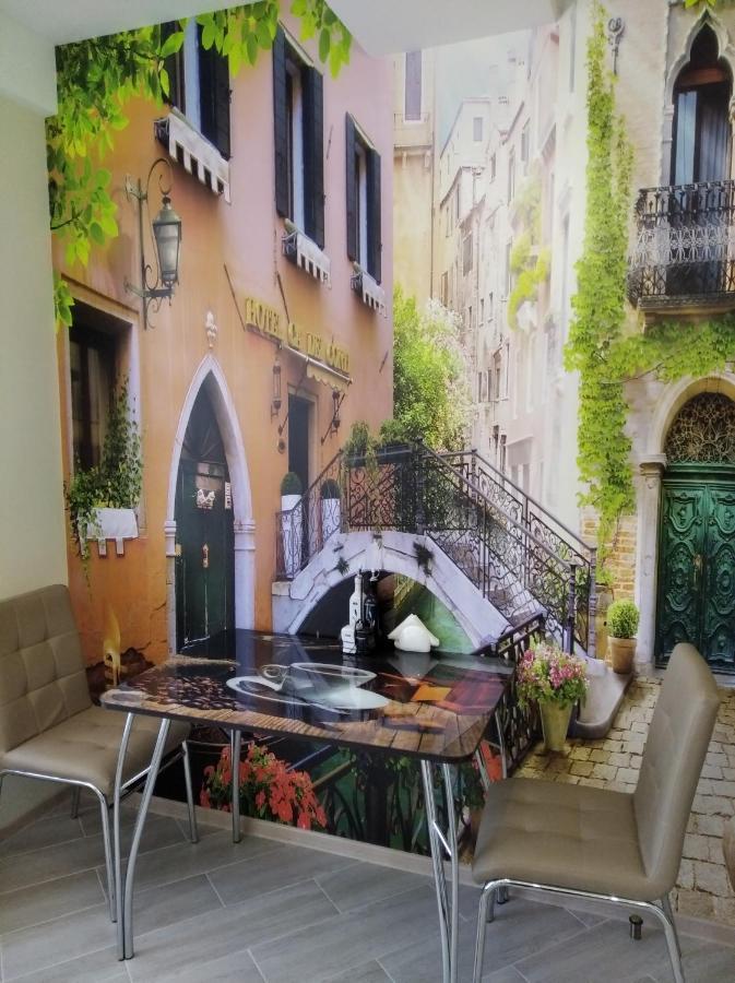 Sky House Exclusive Apartments Кишинів Екстер'єр фото